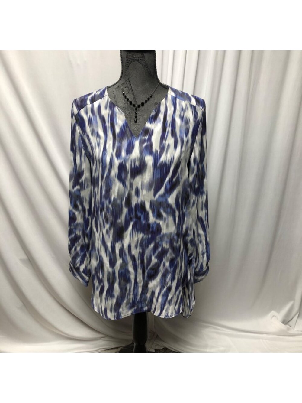 Chicos Top Womens Size Small 0 Blue Gray Watercolor Print High Low Hem Blouse